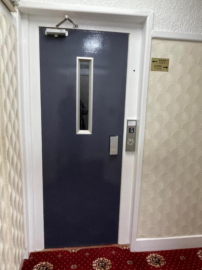 Oyo Queens Hotel, Skegness Dış mekan fotoğraf