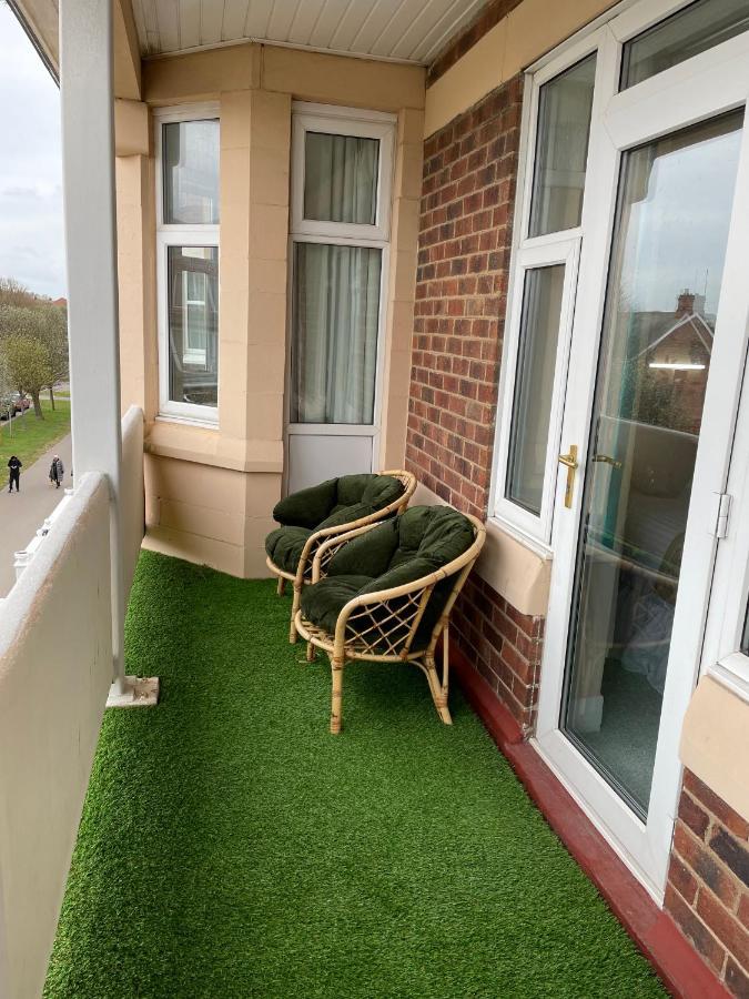 Oyo Queens Hotel, Skegness Dış mekan fotoğraf