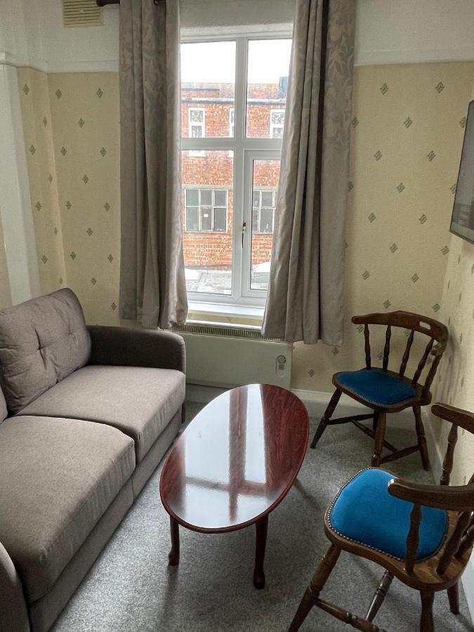 Oyo Queens Hotel, Skegness Dış mekan fotoğraf