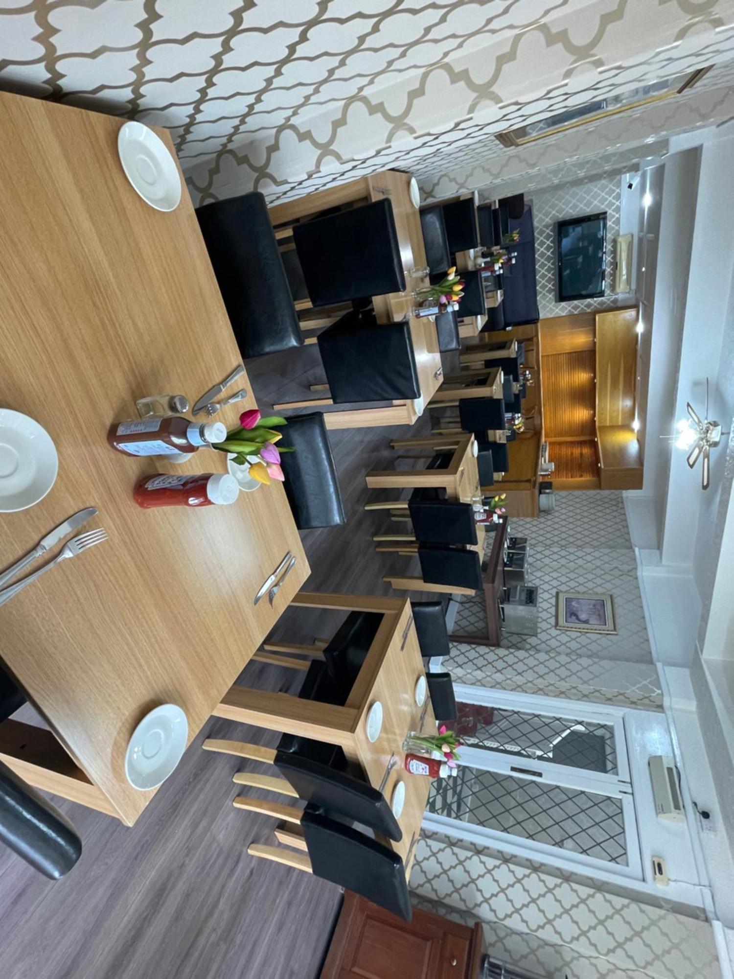 Oyo Queens Hotel, Skegness Dış mekan fotoğraf