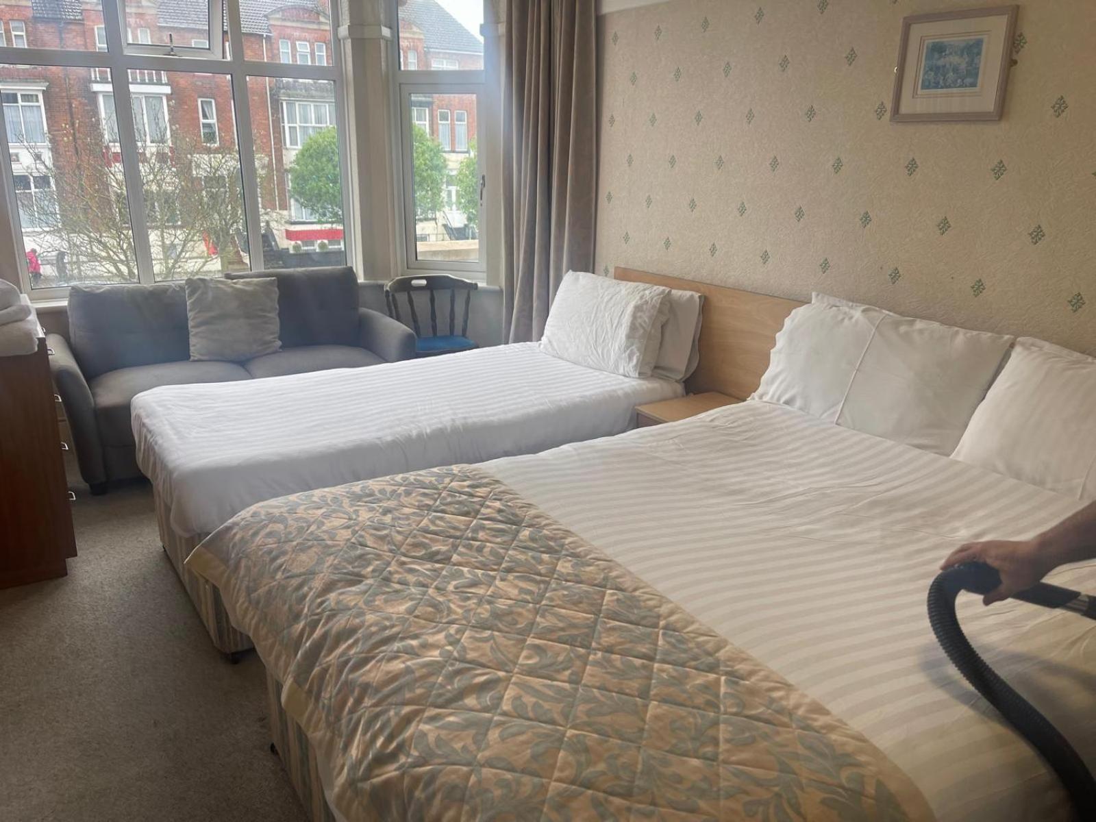 Oyo Queens Hotel, Skegness Dış mekan fotoğraf